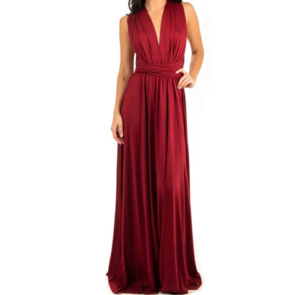 Stunning Burgundy Sleeveless Maxi Dress with Deep V-Neck